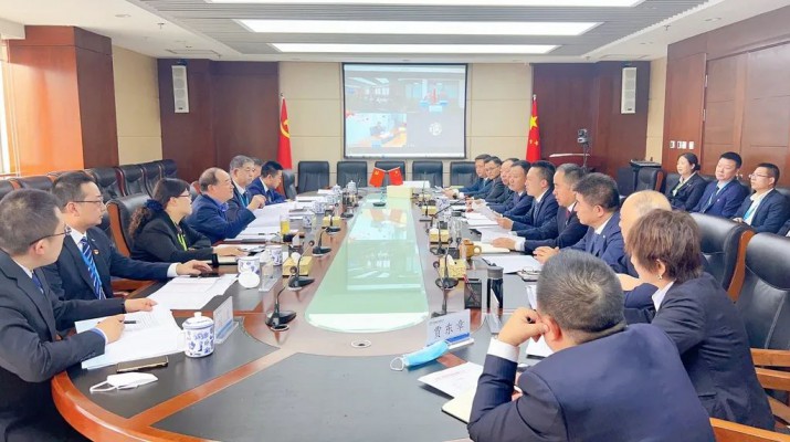 石培文董事長一行赴投資集團(tuán)、開發(fā)建設(shè)公司調(diào)研指導(dǎo)工作